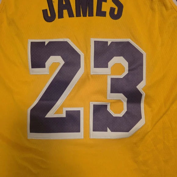 Lebron James Lakers Jersey Size 50 - Picture 4 of 4